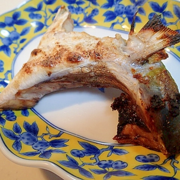 大蒜香る ブリかまの塩コショウ焼き レシピ 作り方 By ぷ みぃまま 楽天レシピ 大蒜香る ブリかまの塩コショウ焼き レシピ 作り方 By ぷ みぃまま 楽天レシピ